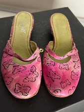 Mules Pantolette TIGGERS  Größe 37 , MiniAbsatz Pink + Schmetterlinge, gebraucht