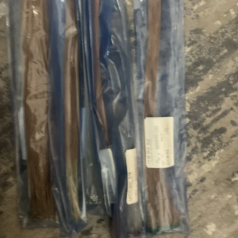 9  Sets Of Elixir Phosphor Bronze Light Gauge Acoustic Guitar Strings 12-53 - Image 3 of 4