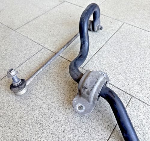 BARRA STABILIZZATRICE ANTERIORE USATA BMW X3 (F25) COD. 31356788710 - Foto 9 di 12