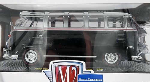 M2 Machines Auto-Thentics 1959 VW Microbus Deluxe Model 1:24 Premium Castline - Picture 7 of 10