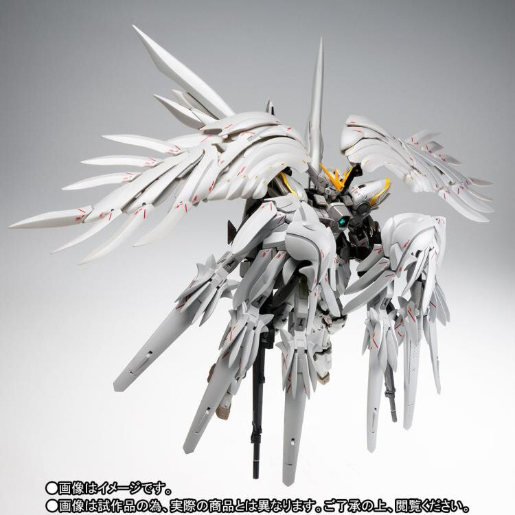 コミック・アニメ BANDAI WING GUNDAM  WHITE PRELUDE s-l400.jpg