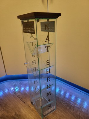 RARE VINTAGE G++ NAT SHERMAN CIGARETTE DISPLAY CASE