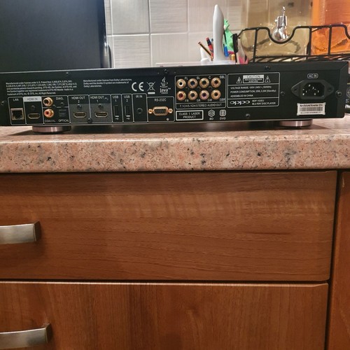 Oppo BDP-103 EU 4K SACD Multi Region DVD Blu-Ray Player Tested Working w Remote - Picture 5 of 9