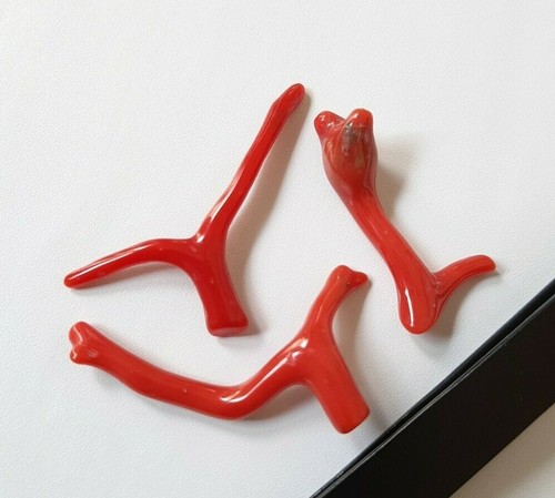 Bracciale a molla elastico con corallo rosso e perla| Made in Italy