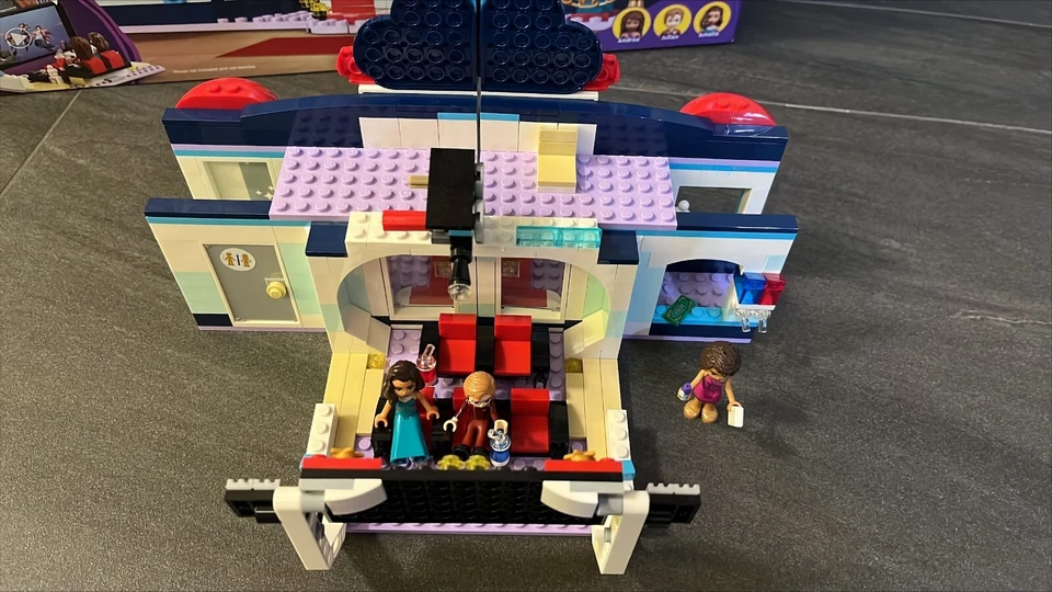 LEGO Friends 41448 Heartlake City Movie Theater, foto 4 di 5
