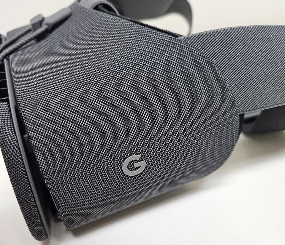 Google Daydream View Smartphone VR Auriculares Gris Carbón D9SCA SIN CONTROL REMOTO  Foto 3 de 4