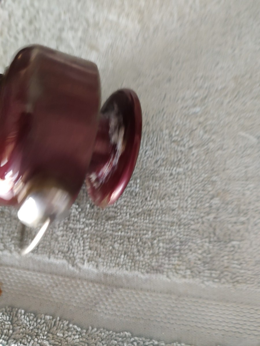 Vintage Shakespeare 2062 Spinning Fishing Reel MODEL USA red rare