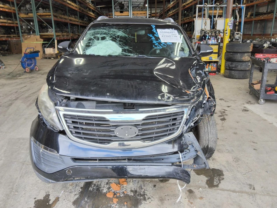 Espejo retrovisor interior delantero central usado se adapta a: Kia Sportage 2013 con automático Foto 4 de 4