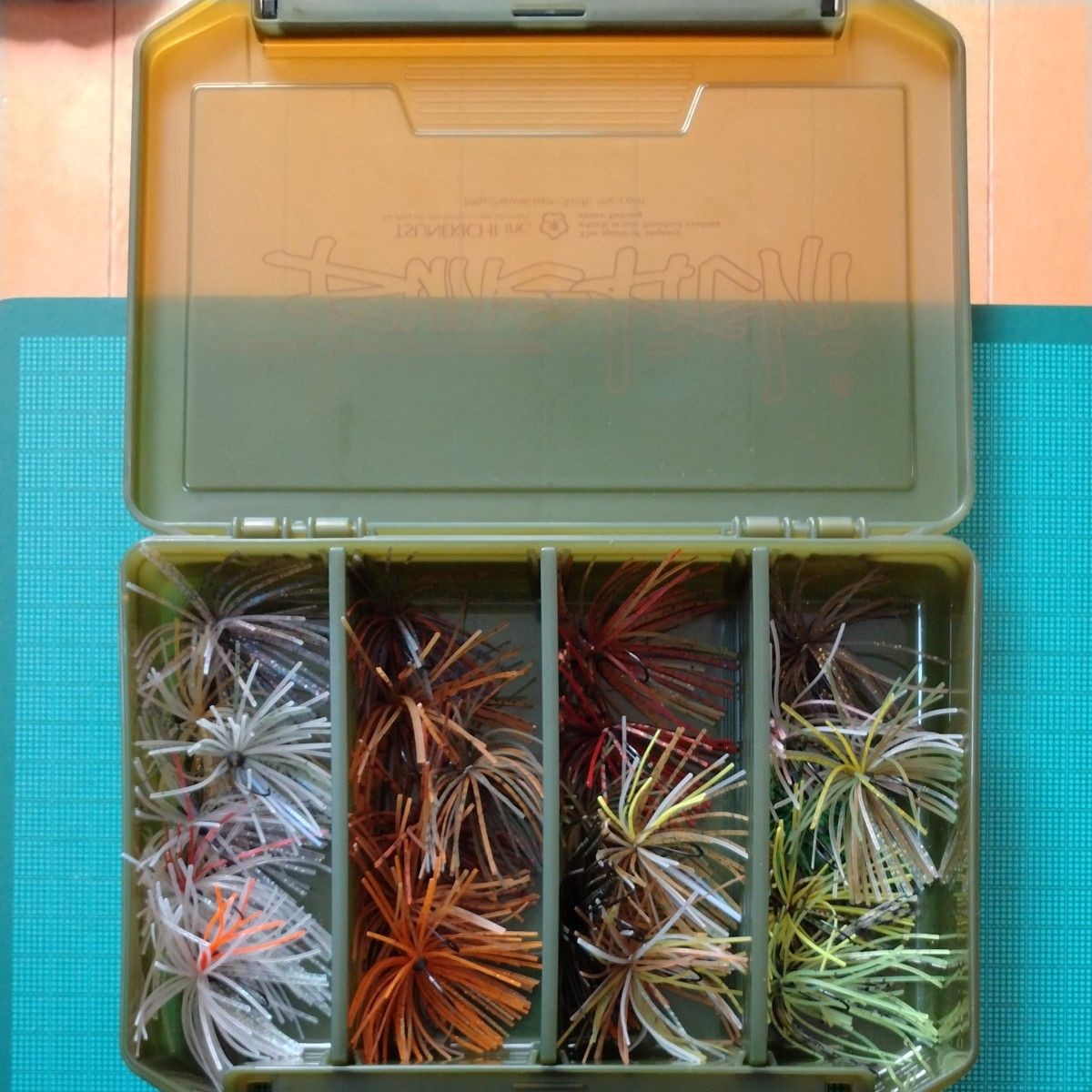 TsuneKichi Hanhan Jig 2.5g Set of 24 with Case - Image 4