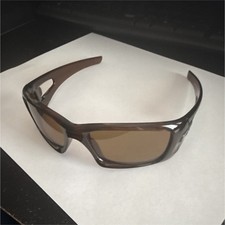 サングラス oakleyクランクケースの海外商品を日本語・日本円で購入