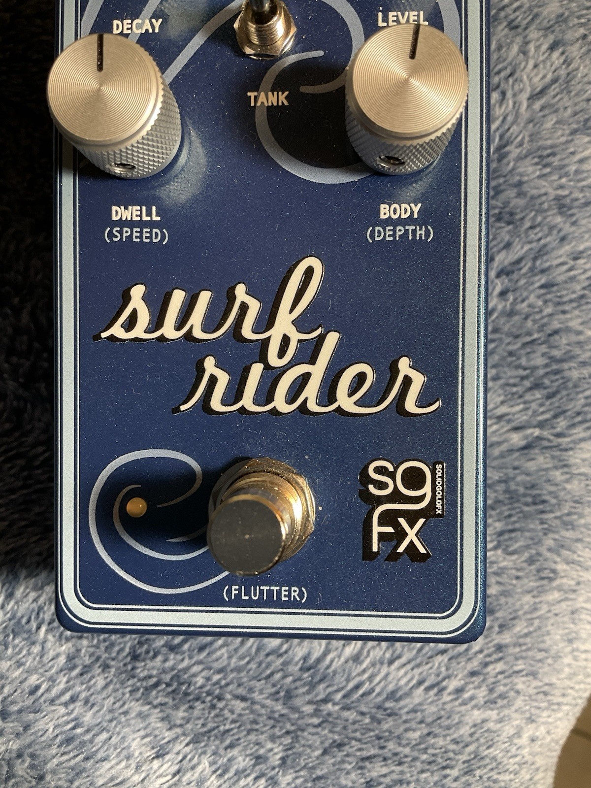 SolidGoldFX Surf Rider IV
