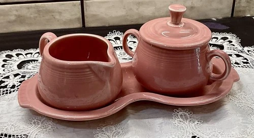 Fiesta pink rose cream and sugar set with lid and tray Fiestaware Homer Laughlin