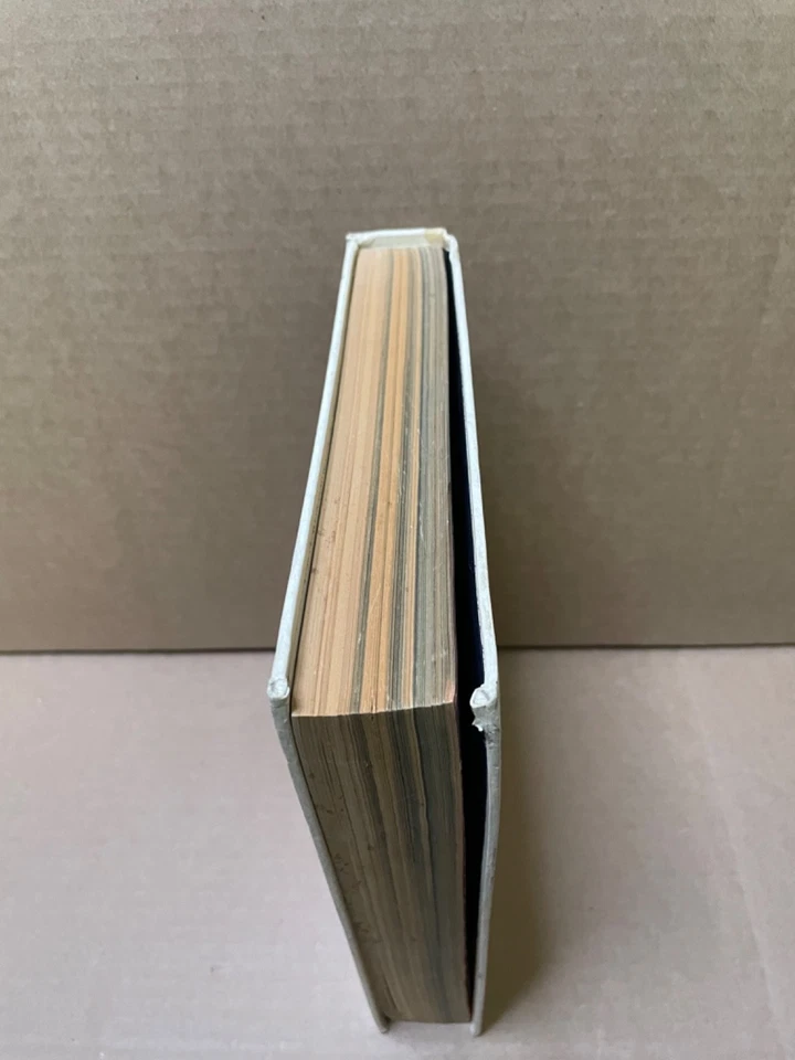 Montgomery Ward Fall & Winter 1982 Fashion, Tools, Decor, Clothing Catalog - Image 2 of 4