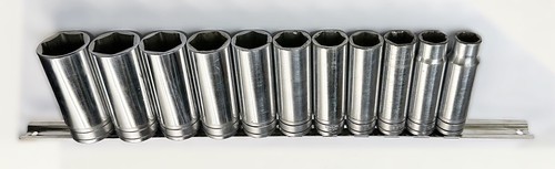 SNAP-ON TOOLS 1/2” DRIVE SAE DEEP SOCKET SET (11-PIECE) 1/2” THRU 1-1/8” (USED) - Picture 3 of 7