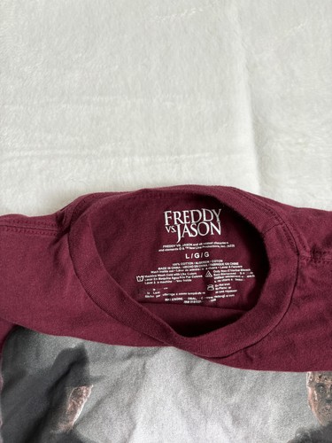 Freddy vs Jason Maroon Short Sleeve T-Shirt Men's Large Horror Movie - Picture 3 of 6