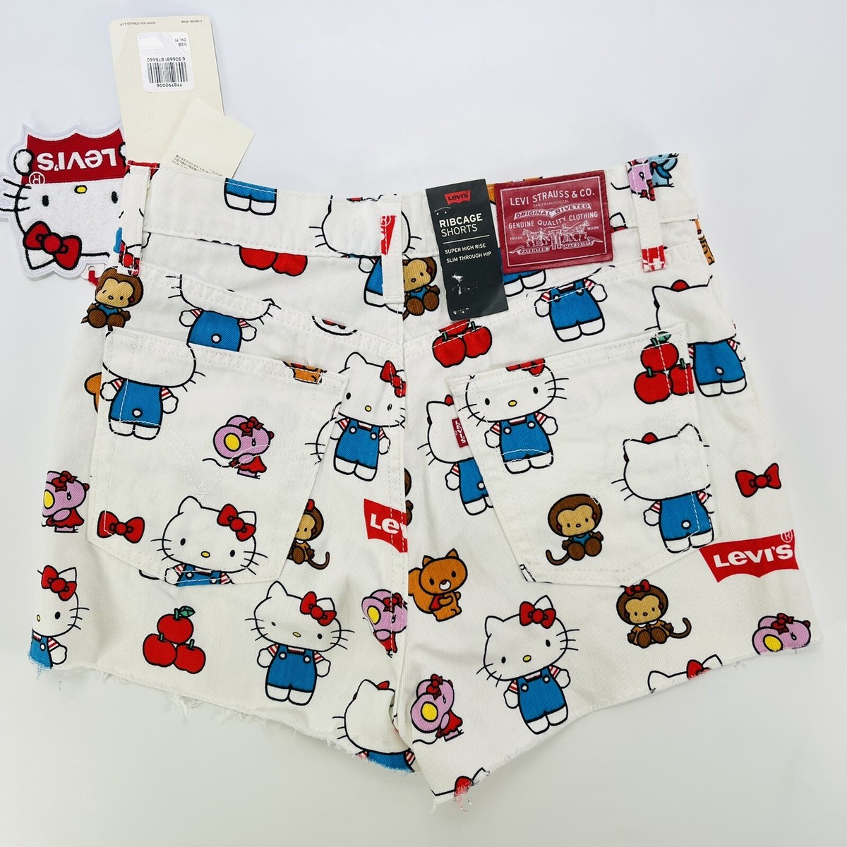 NWT Sanrio Hello Kitty Levi's Denim Ribcage Shorts size 28