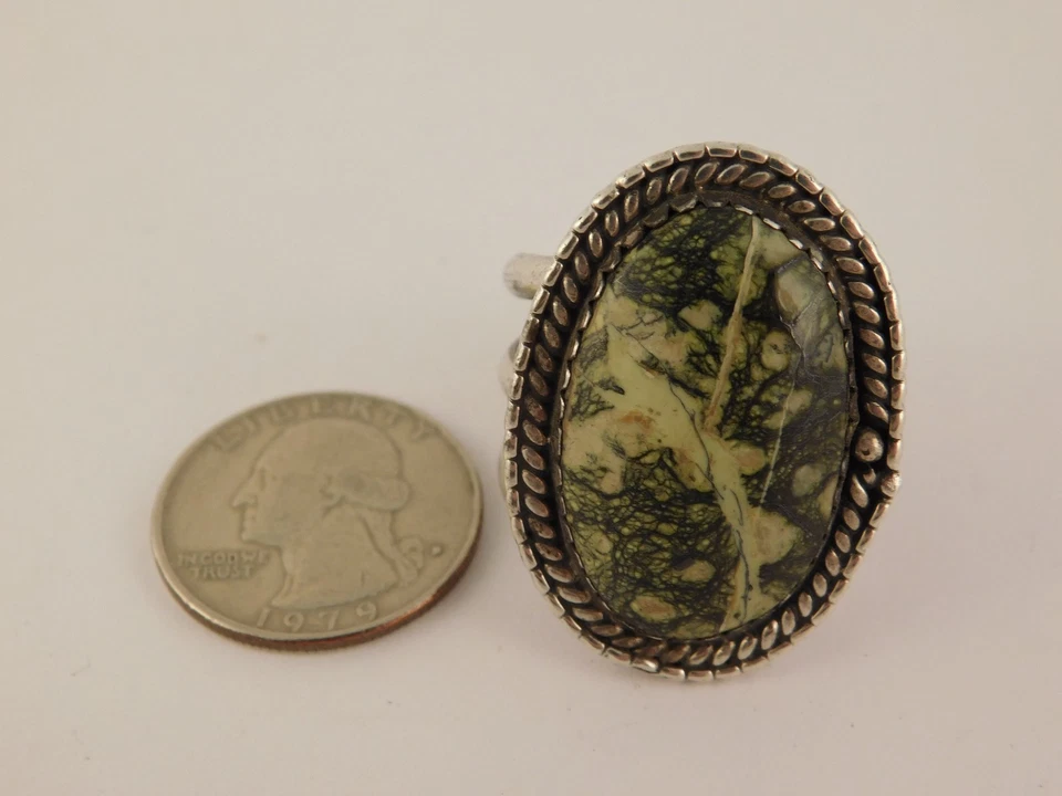 ANILLO PIEDRA CERÁMICA PLATA ESTERLINA VERDE JASPEADO TALLA 13 BANDA DIVIDIDA ARTESANO Foto 3 de 4