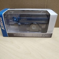 SpecCast 1/64 Kinze Model 1300 Grain Cart w/Row Crop Tires Stock #GPR 1314 NIB