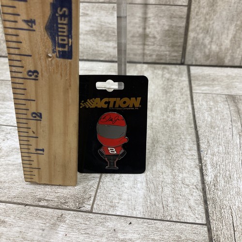 Dale Earnhardt Jr #8 Pin de Carreras Bobblehead NASCAR Piloto de Carrera Colección de Acción - Imagen 2 de 5