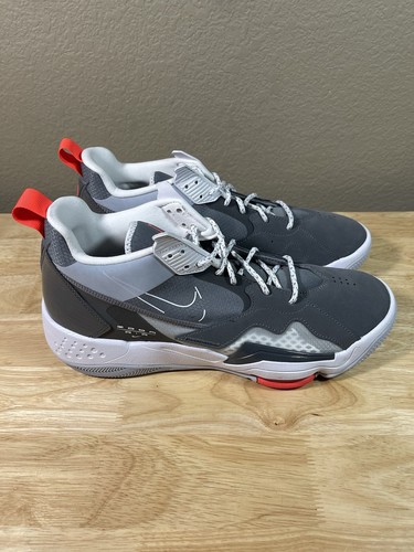 Nike Jordan Zoom '92 Cool Grey Men's Size 13 CK9183-005 Sneaker Red - Picture 2 of 9