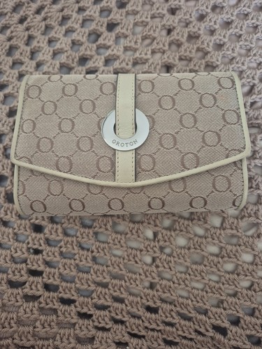 Oroton Makeup Bag