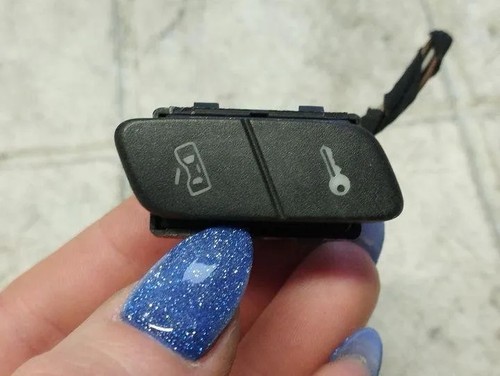 VW POLO 9N Zentralverriegelungsschalter 6Q1962125 1.40 Diesel 51kw 18232286