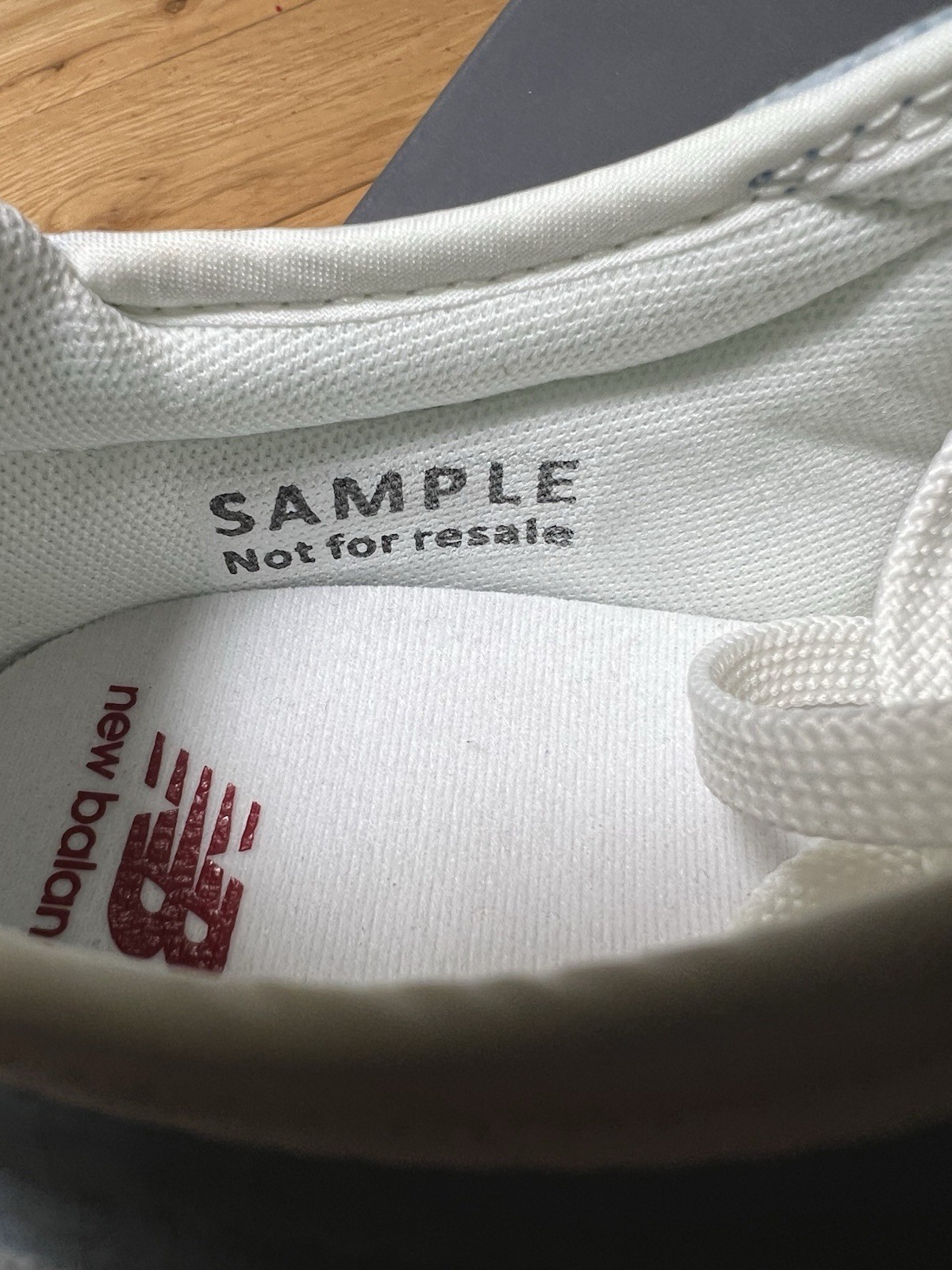 New Balance 327 Sample Pair Woman’s Size 7 Rare, Unreleased image 4