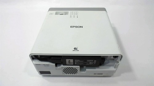 Strumieniowy projektor laserowy Epson EF-100W - źródło światła: 2050 godzin - Zdjęcie 2 z 6