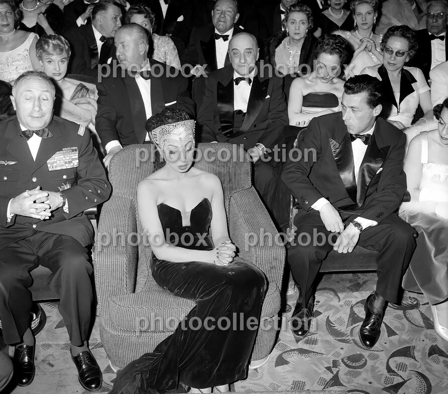 * Josephine Baker - Exclusive PHOTO 040 * - Photo 1/1
