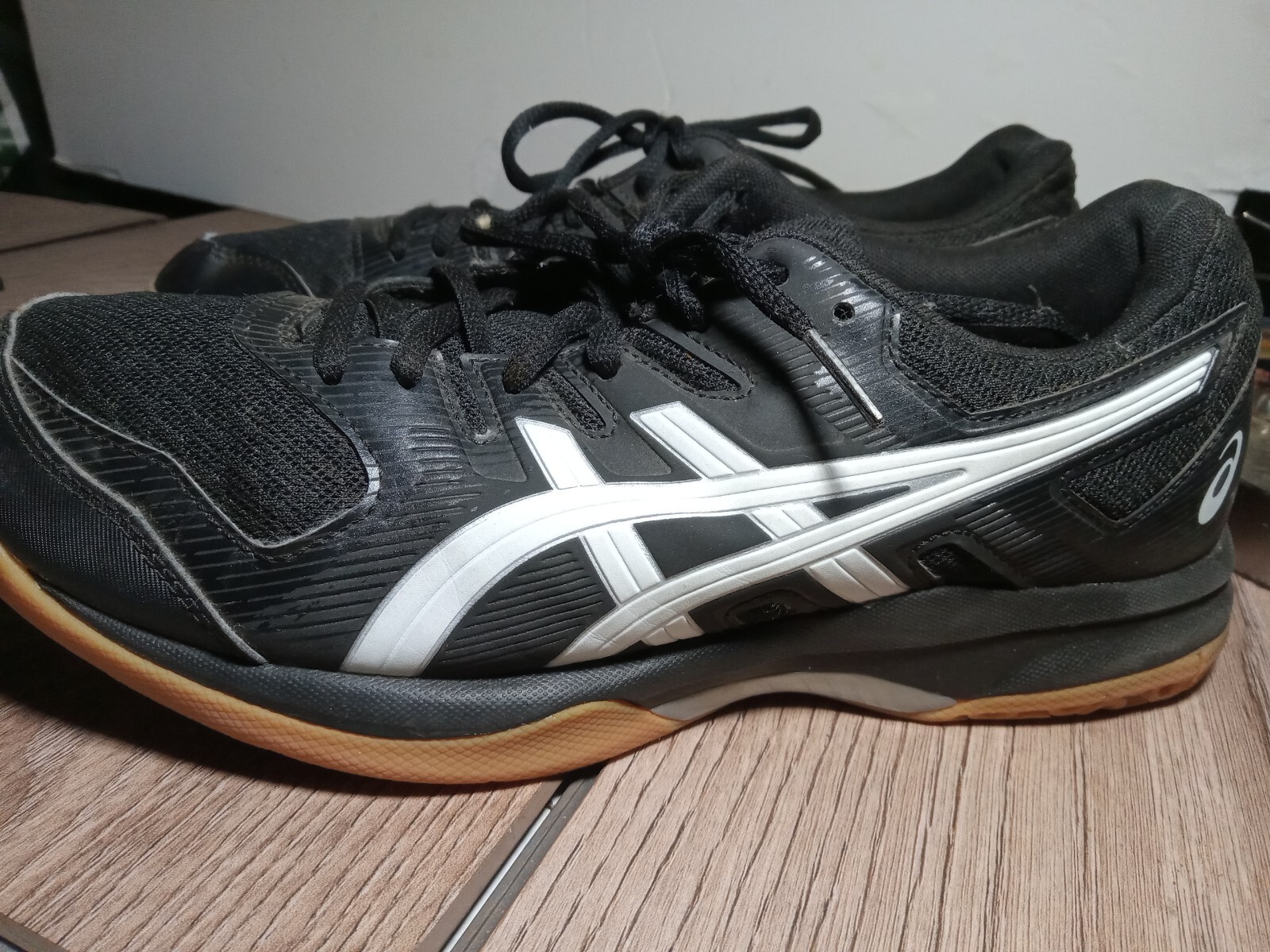 asics gel rocket black