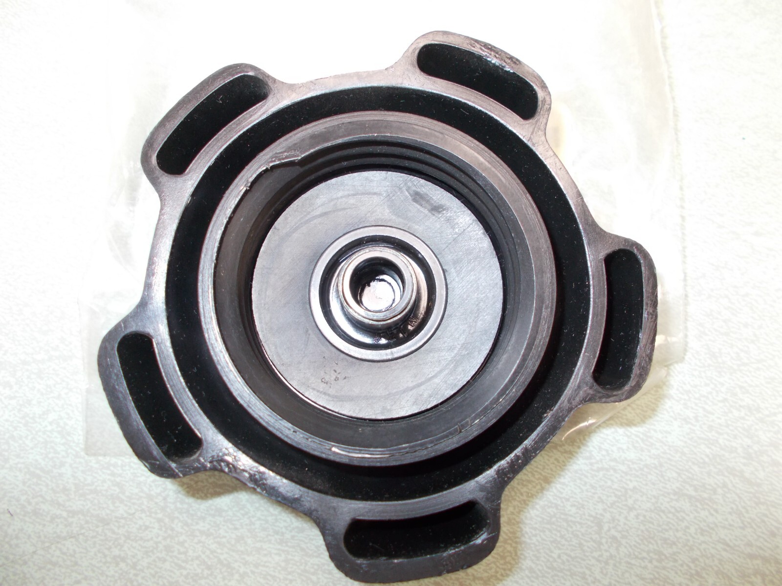 SKIDOO FUEL TANK CAP w/seal for 20002013 MODELS see description OEM