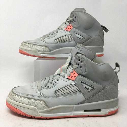 Nike Youth 7 Women 8.5 Air Jordan 