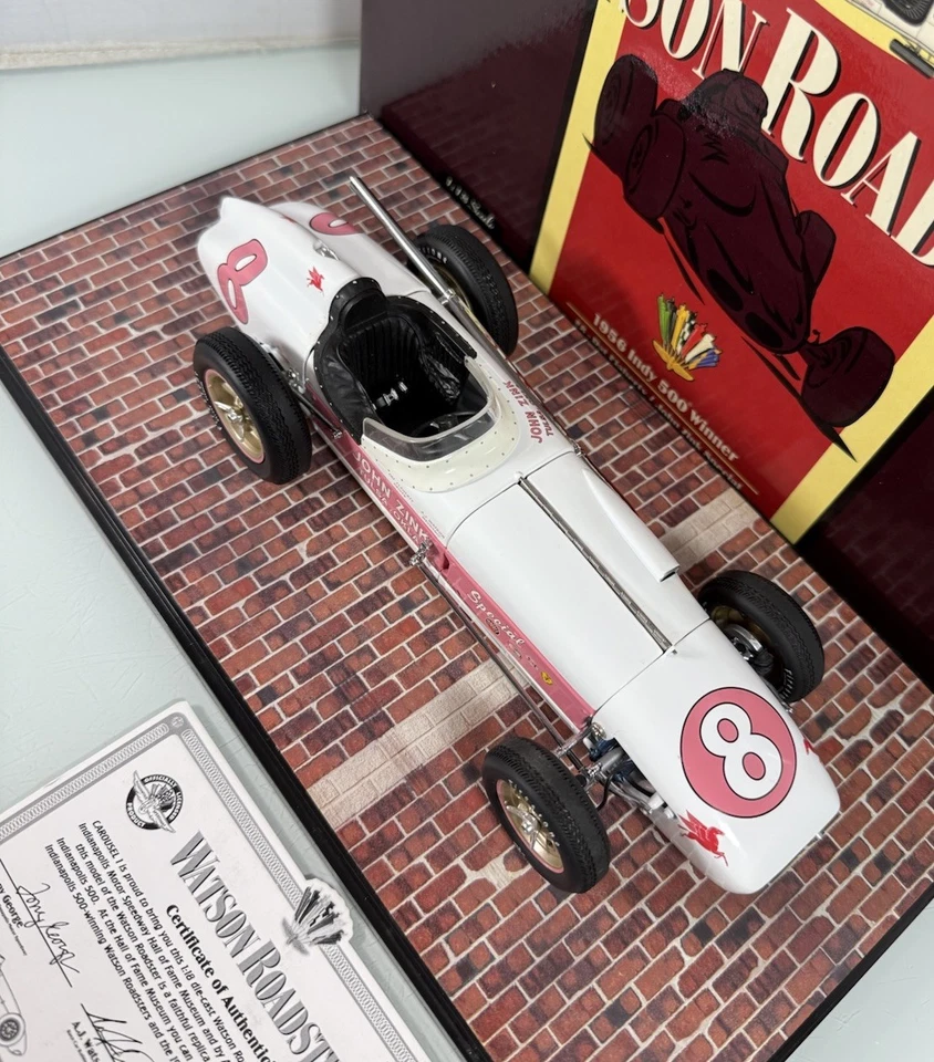 旋转木马 1 #4409 Watson Roaster 1: 18 比例 1956 年 Indy 500 冠军 #8 Flaherty/Zink — 第 4/4 张图片