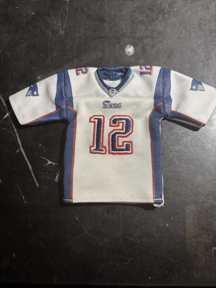 Tom Brady 2005 UD Upper Deck Mini Jersey Collection AWAY #TB Great Condition - Image 4 of 4