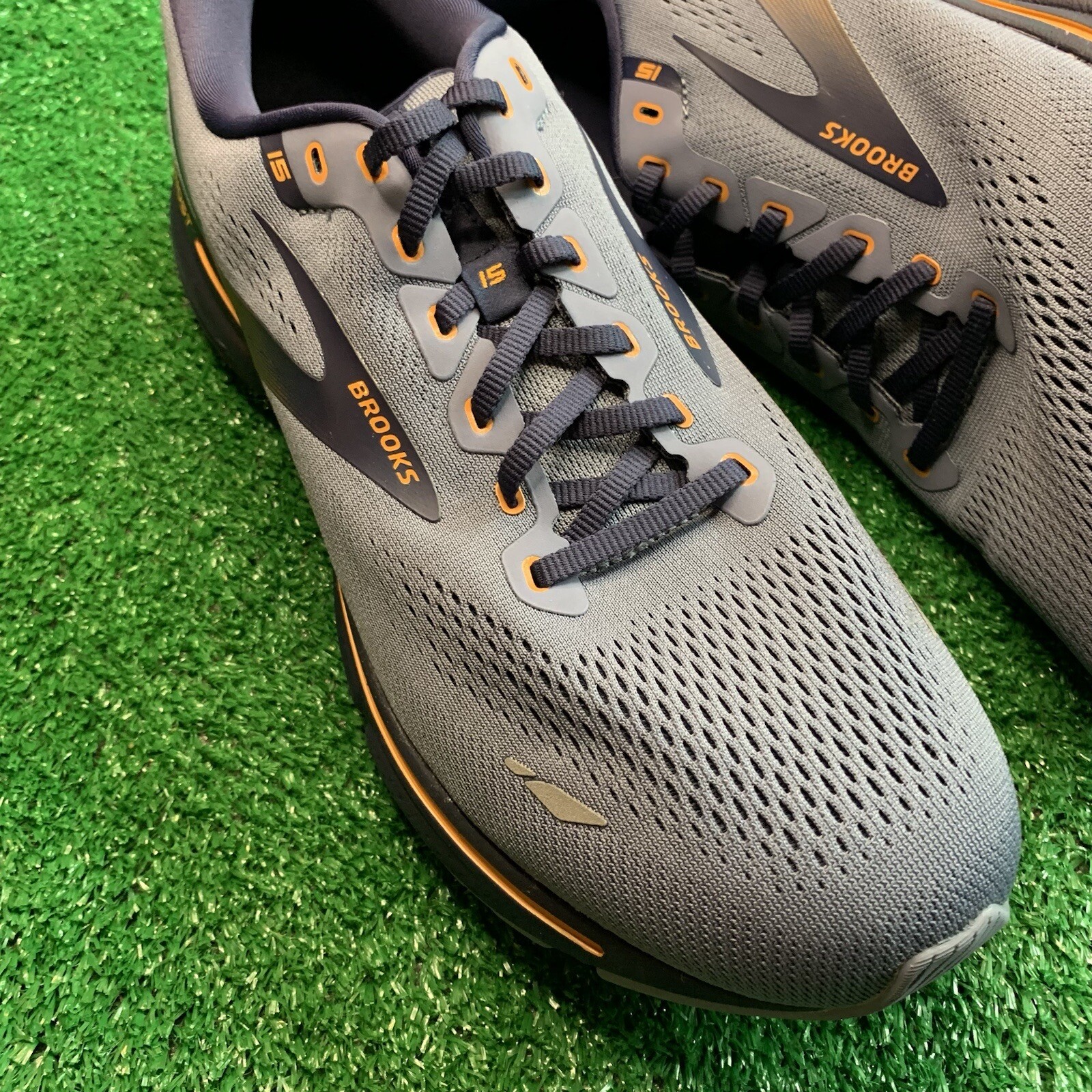 Brooks Ghost 15 Men’s Size 12 2E Wide Running Shoes Flintstone/Peacoat