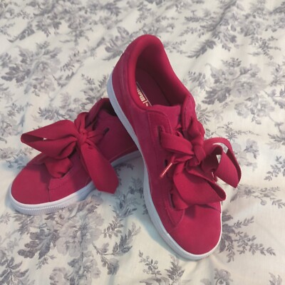 Puma Womens Fushia Pink Bow Tie Sneakers size 6