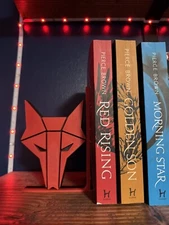 Red Rising “Howler” Bookend Set