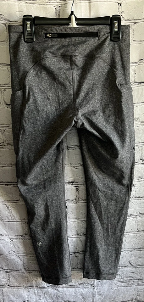 "Lululemon Mujer Speed Up Recortado 21"" Gris Talla 4" Foto 4 de 4
