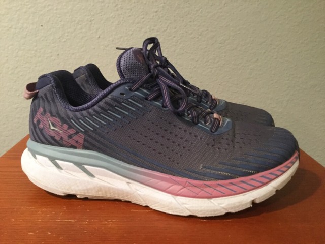 hoka clifton womens 9.5