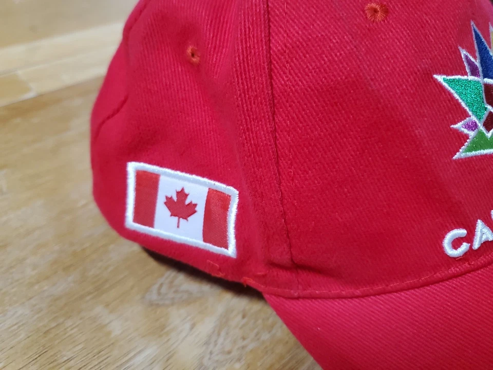 Canada 150 Hat - GGS 150th Anniversary Red StrapBack Baseball Cap EUC w/ Flag - Image 4 of 4