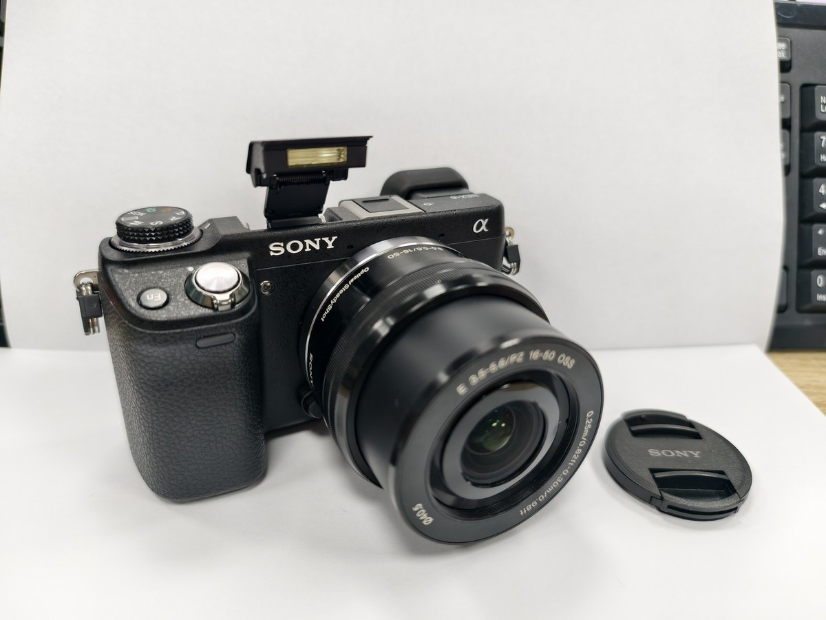 Sony NEX-6 16.1MP APS-C Digital Camera Set with 16-50mm Lens BLACK