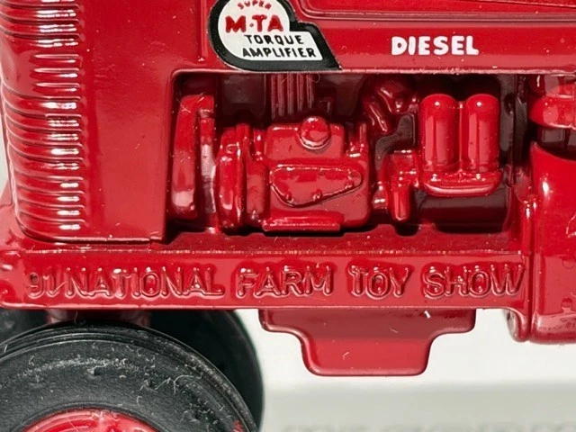 ERTL Farmall M-TA, 1991 National Farm Toy Show Tractor, Red, 1/43, NIB - Image 3 of 4