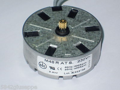 ARA RICAMBI Motore Programmatore M48 Sinistro – 230V AC 50/60Hz, 2.8W, 500/600 RPM Per Lavastoviglie