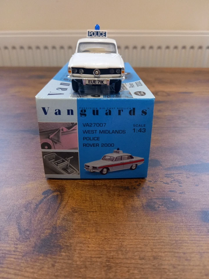 VANGUARDS 1/43 VA27007 WEST MIDLANDS POLICE ROVER 2000 CAIXA GRÁTIS P&P NO REINO UNIDO - Imagem 2 de 4