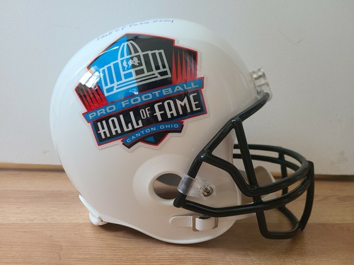 Barry Sanders Signed Hall of Fame Helmet. Hall of Fame inscription. PSA/DNA Auth - Picture 2 of 4