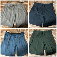 Size SMALL Eddie Bauer Everyday Lounge 4-Pocket Zip Mens Sweat Shorts