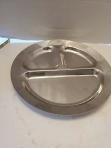 1 Coleman camping 12 inch divided plates  - Stainless steel, Camping Camp