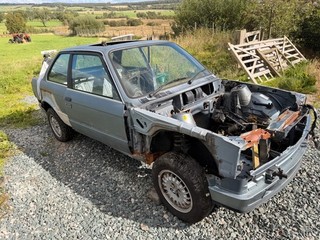 BMW E30 318i Rolling Shell