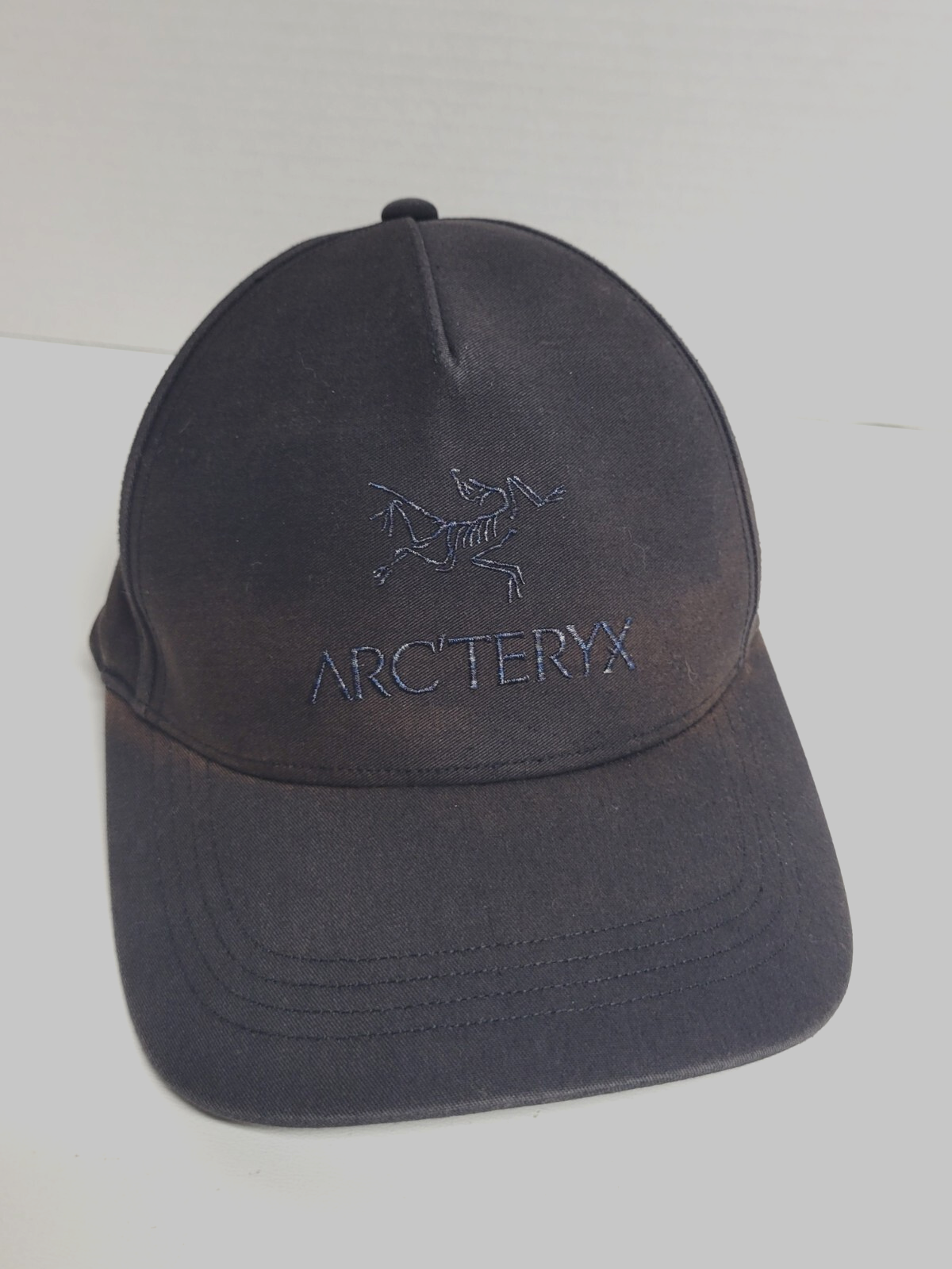 ARC'TERYX Berretto a sfera Arcteryx logo uccellino multi crest nero sbiancato taglia unica