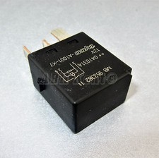 143-Volvo (1990-2015) Multi-Use 4-Pin Black Relay MB 953382 11 Siemens-A1001-X7